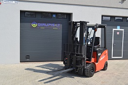 Elektriniai keturračiai krautuvai FE4P-N -1600-3500kg