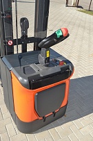 Elektriniai savaeigiai keltuvai su platforma operatoriui PS-N - 1200-2000kg