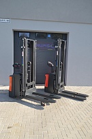 Elektriniai savaeigiai keltuvai su platforma operatoriui PS-N - 1200-2000kg