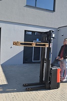 Elektriniai savaeigiai keltuvai su platforma operatoriui PS-N - 1200-2000kg