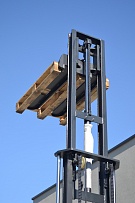 Elektriniai savaeigiai keltuvai su platforma operatoriui PS-N - 1200-2000kg